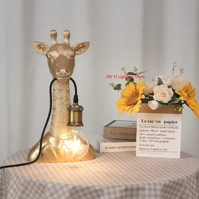 Offres spéciales dorées résine - Decor Lighting Sales avis et prix